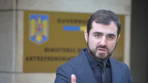 USR: Eliminarea pensiilor speciale nu mai este pe lista de priorităţi a PNL