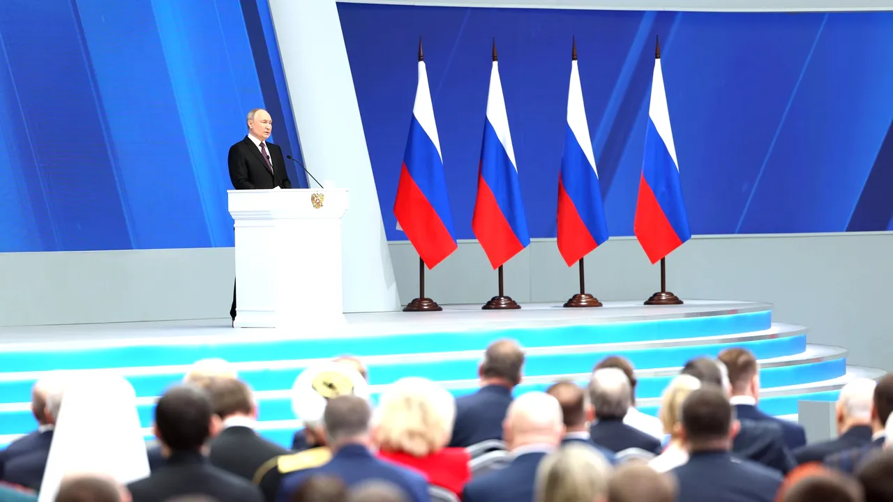 Putin în discursul său anual în faţa Parlamentului: „De ce nu înţelege NATO că există pericolul unui conflict nuclear?”