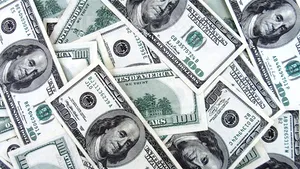 Fitch acordă ratingul ţării emisiunii de obligaţiuni în dolari a României