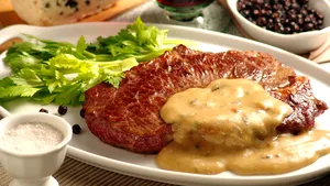 STUDIU: Muzica îmbunătăţeşte gustul preparatelor culinare 