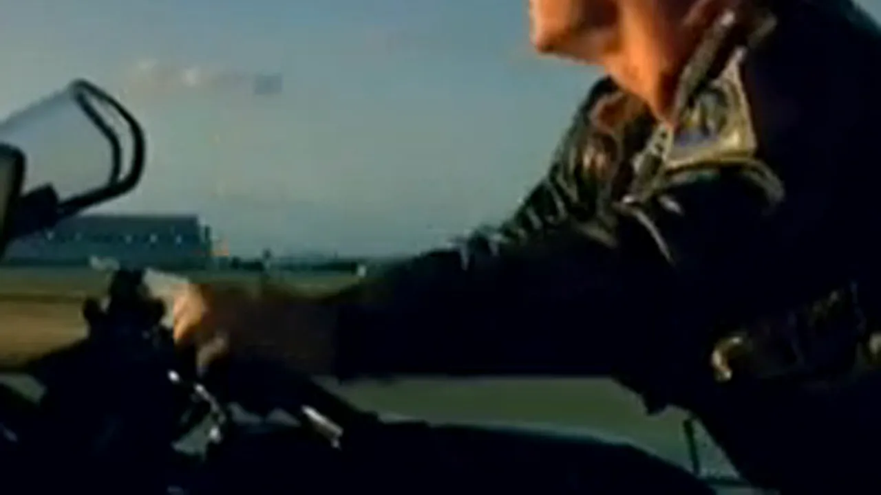 TOM CRUISE se întoarce în timp. Cum arată vedeta din 