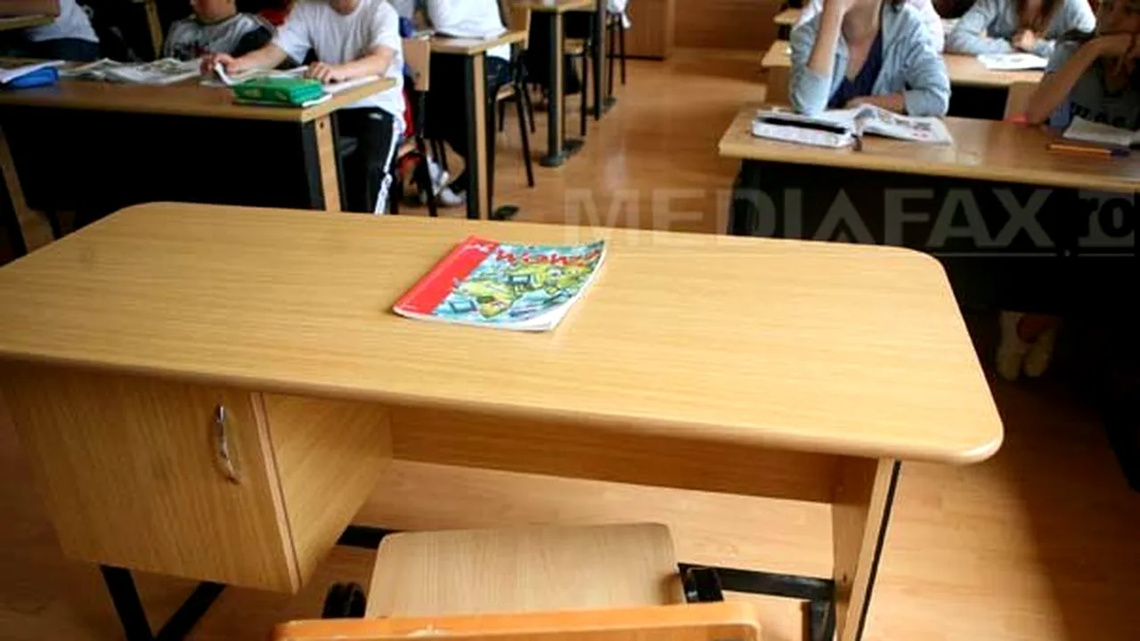 Învăţătoarea reclamată la Parchet deţine o şcoală primară cu after school în Capitală