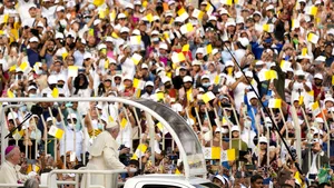 Slujbă emoţionantă a Papei Francisc în Bahrain: Este un miracol