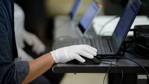 VOT ALEGERI LOCALE 2020. Tot ce trebuie să ştii: cum afli secţia de votare şi câte buletine de vot primeşti 