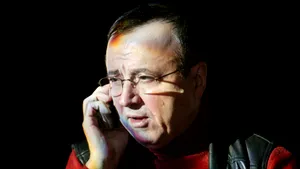 C.V. Tudor îl acuză pe Ion Cristoiu că l-a turnat la Securitate