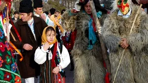 REPORTAJ: Tradiţii de sărbători, unele de pe vremea dacilor, împletite cu obiceiuri mai noi, în Alba