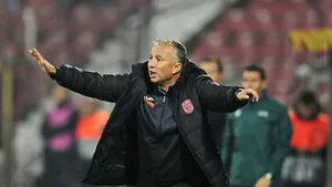 Liga 1: Astra - CFR Cluj 2-2. Craiova profită şi ia faţa în lupta pentru titlu