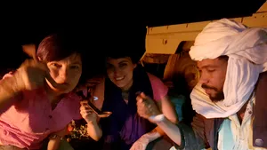 GALERIE FOTO O clujeancă în Niger pe urmele tuaregilor, oamenii albaştri ai deşertului