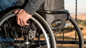 Contribuţia pentru persoane cu handicap neîncadrate creşte de la 1 ianuarie. Cât vor plăti entităţile economice care nu au astfel de angajaţi