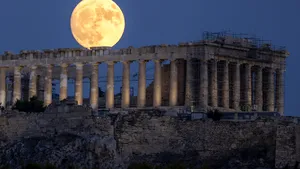 Grecia anunţă tururi inedite la Acropola din Atena în afara programului, la un preţ piperat