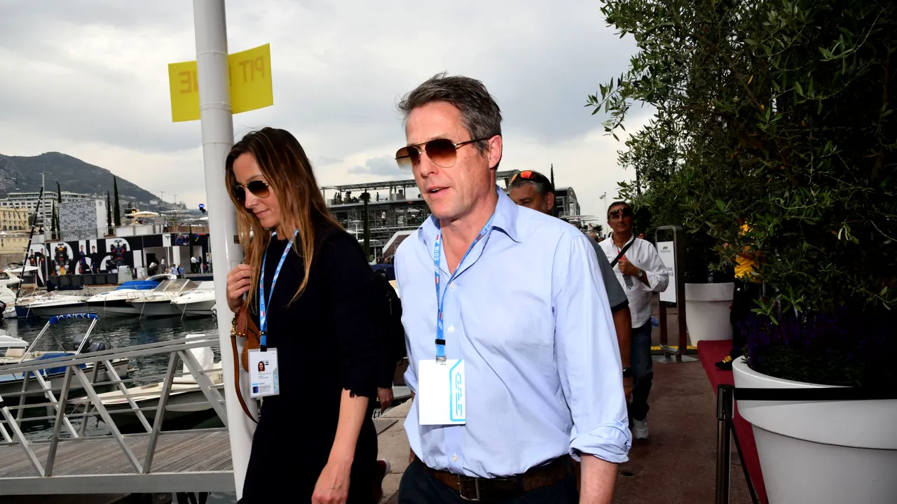 Soţia actorului Hugh Grant, răpită la Paris