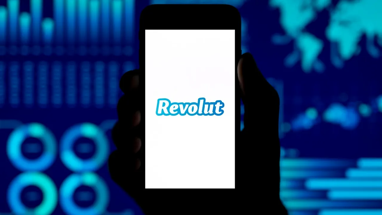 ZF: 570 mil. euro au trimis românii în ţară în trei luni prin Revolut