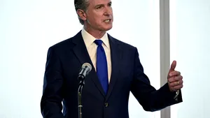 SUA. Guvernatorul democrat al Californiei, Gavin Newsom, ia în calcul o candidatură la alegerile prezidențiale