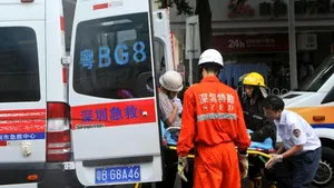 Zeci de persoane sunt date dispărute în urma unei alunecări de teren în provincia Yunnan, China