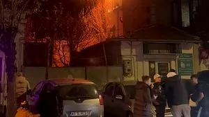 Incendiu izbucnit la un restaurant din Piteşti