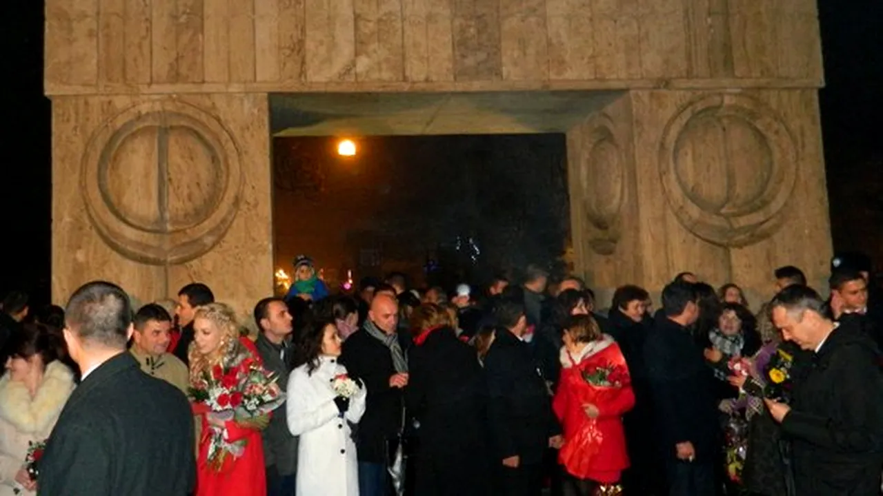 Un număr de 18 cupluri s-au căsătorit în noaptea de Anul Nou la 