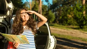 De ce închirierea unei maşini este o alegere inteligentă pentru excursiile de o zi