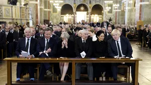 Un fost prim-ministru britanic contestă legitimitatea lui Boris Johnson de a conduce Guvernul interimar