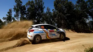 Raul Badiu “zboară” în Campionatul Mondial de Raliuri şi vânează podiumul în Estonia