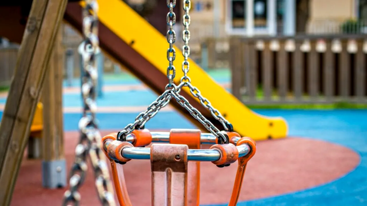 Constanța: Minor de 13 ani, agresat de un alt copil în zona unui loc de joacă. Poliția a deschis dosar penal