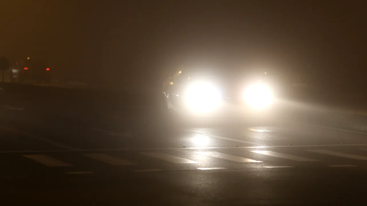 METEO Cod galben de ceaţă în Constanţa şi Tulcea. Vizibilitate redusă în trafic