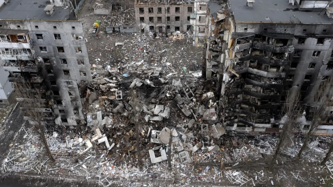 Războiul din Ucraina, ziua 250. Explozii la Kiev. 50 de rachete de croazieră ruseşti au fost lansate luni dimineaţa, 44 au fost doborâte de armata ucraineană / Locuitorii Kievului, îndemnaţi să-şi facă rezerve de apă / Putin recunoaşte că n-a semnat încă decretul de încheiere a mobilizării parţiale