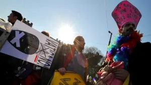 Demonstraţie împotriva Vaticanului la Roma