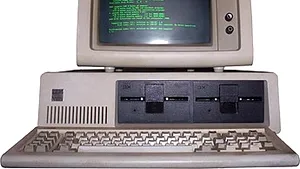 12 august 1981 - IBM îşi lansează primul computer personal 