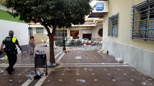 Explozie în staţiunea turcă Antalya, în parcarea clădirii Camerei de Comerţ - FOTO/VIDEO