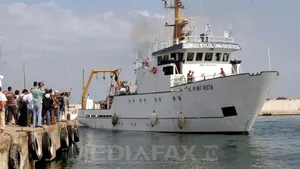 O navă turcă de prospecţie caută zăcăminte de gaze în apropierea părţii elene a insulei Cipru