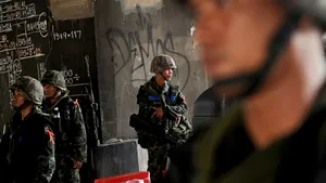 Bilanţul ultimelor trei zile de violenţe din Bangkok a ajuns la 33 de morţi