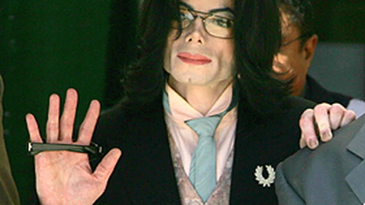 Michael Jackson a confirmat că se reîntoarce pe scena muzicală