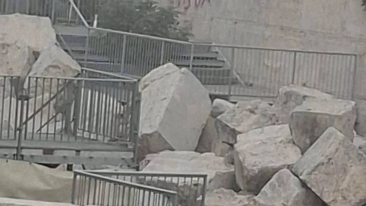 Pe Zidul Plângerii a fost scris mesajul „Există un holocaust în Gaza”