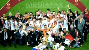 FINALA LIGII EUROPA: FC Sevilla câştigă TROFEUL. Cardozo şi Rodrigo nu au reuşit să înscrie pentru Benfica - GALERIE FOTO