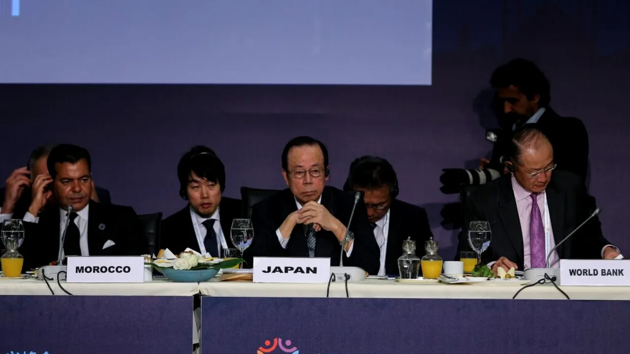 Fostul premier japonez Yasuo Fukuda, cunoscut pentru promovarea relațiilor stabile cu China, a murit la vârsta de 90 de ani