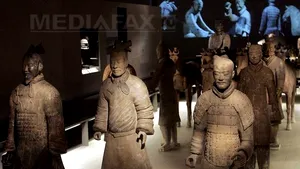 INTERVIU - Puiu Haşotti: România va găzdui, în 2013, o expoziţie a soldaţilor din teracotă din China