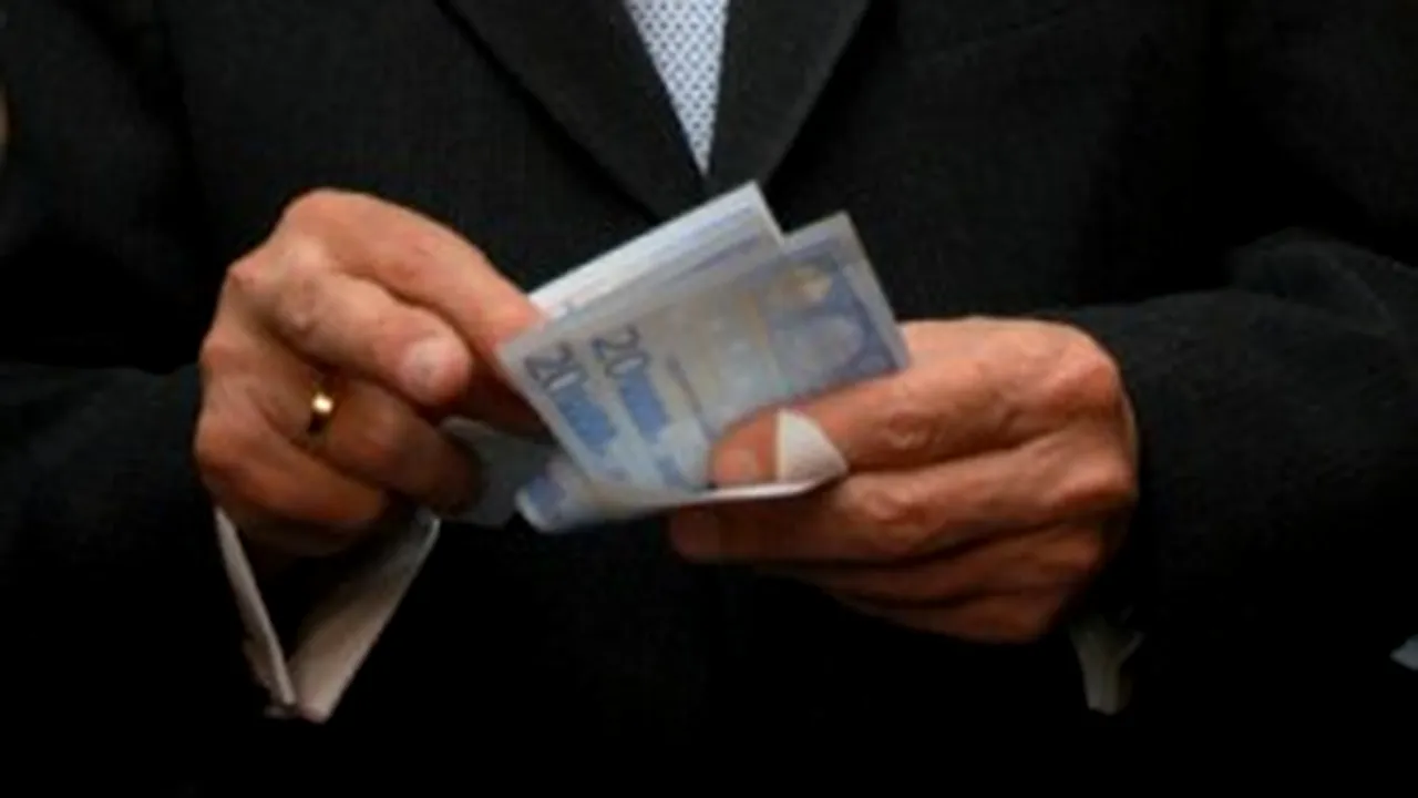 Romanian Leu Keeps Dnward Trend Vs Euro