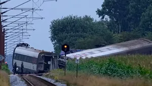Un mort și zeci de răniți după un accident feroviar în Danemarca