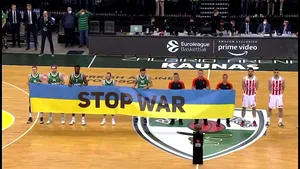 Sârbii, de partea lui Putin. Cu au păţit baschetbaliştii de la Steaua Roşie Belgrab care au refuzat să promoveze un steag anti-război