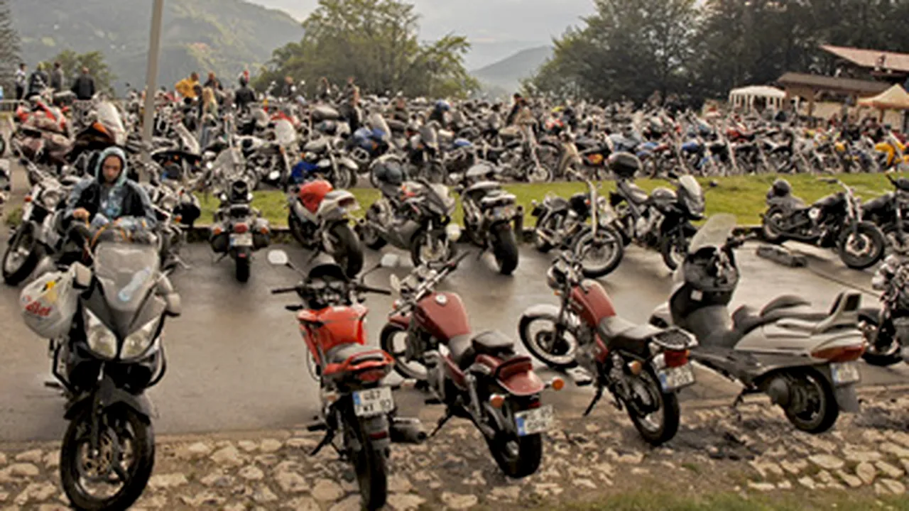 Peste 5.000 de persoane au participat la East European Motor Show