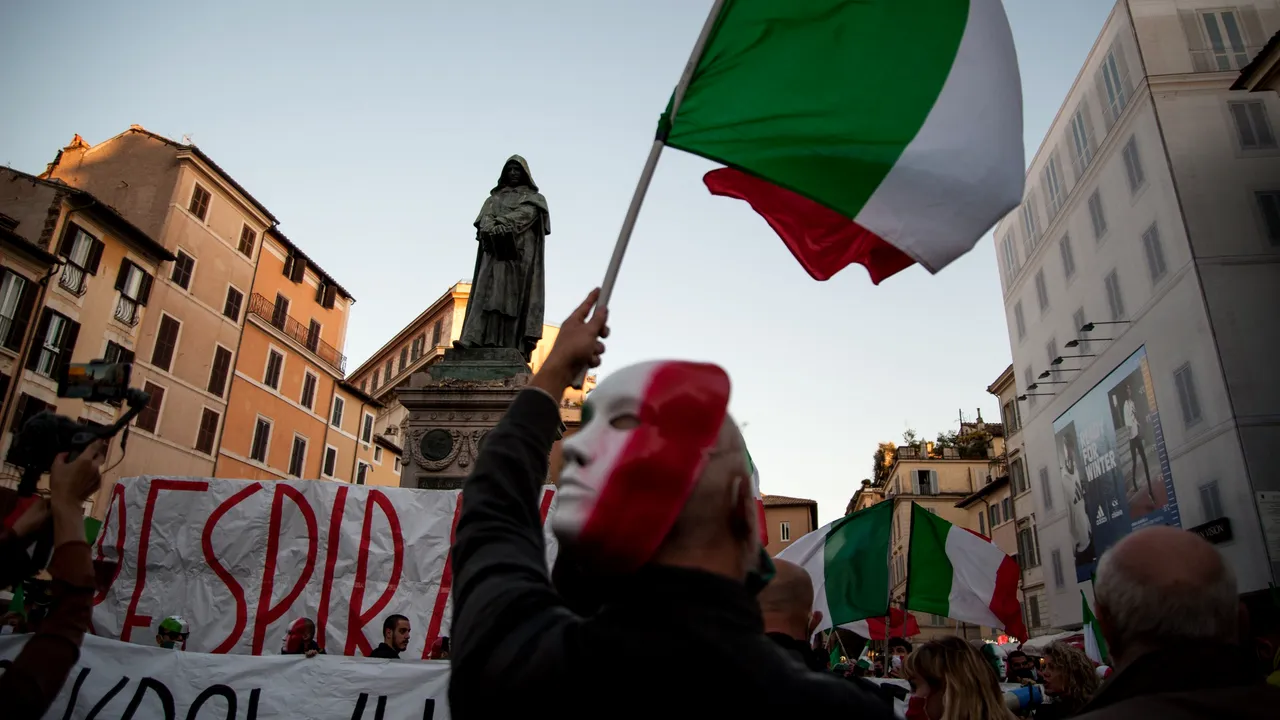 Anestezişti italieni: pacientul COVID s-a schimbat. 7 din 10 din ATI sunt antivaccinişti