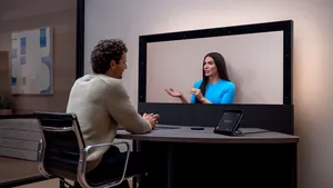 HP lansează primul dispozitiv bazat pe tehnologia de videoconferință 3D de la Google
