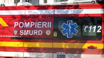 SOCIAL Incendiu puternic în Portul Midia. O navă a luat foc