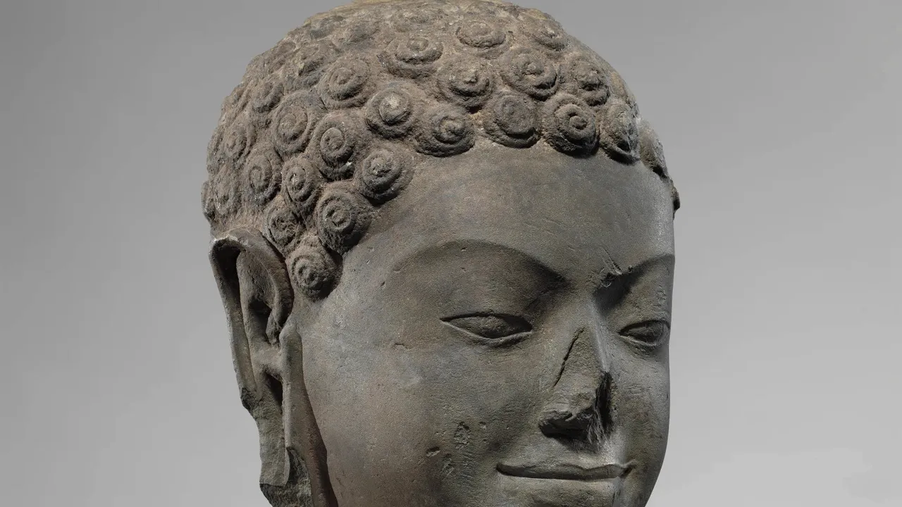 Metropolitan Museum of Art face un pas istoric prin returnarea a 16 piese de artă antică către Cambodgia şi Thailanda