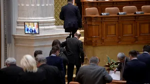 Comisiile juridice au avizat favorabil iniţiativa referendumului propus de Klaus Iohannis