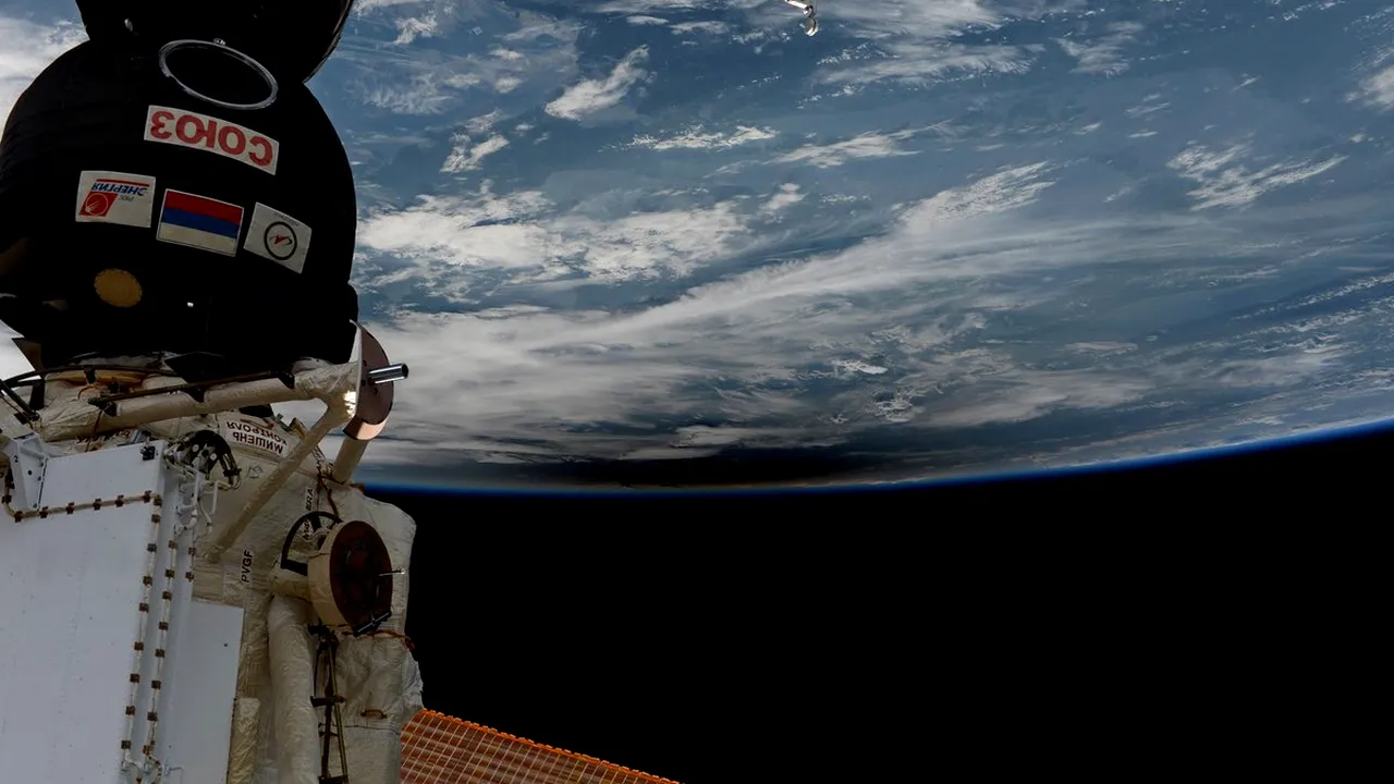 FOTO, VIDEO | Eclipsa de Soare văzută din spaţiu. NASA a dezvăluit o serie de imagini uluitoare, luate din satelit