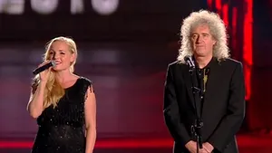 Brian May, chitaristul trupei Queen, şi Kerry Ellis concertează în premieră la Bucureşti, în 2016 - VIDEO