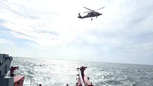 Operațiunile de căutare a marinarilor dispăruți continuă în Marea Neagră