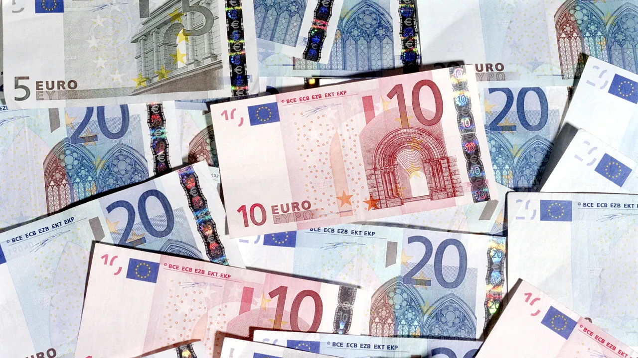 Curs valutar BNR 24 septembrie 2020: Lovitură primită de Leu. Euro atinge un nou maxim istoric 