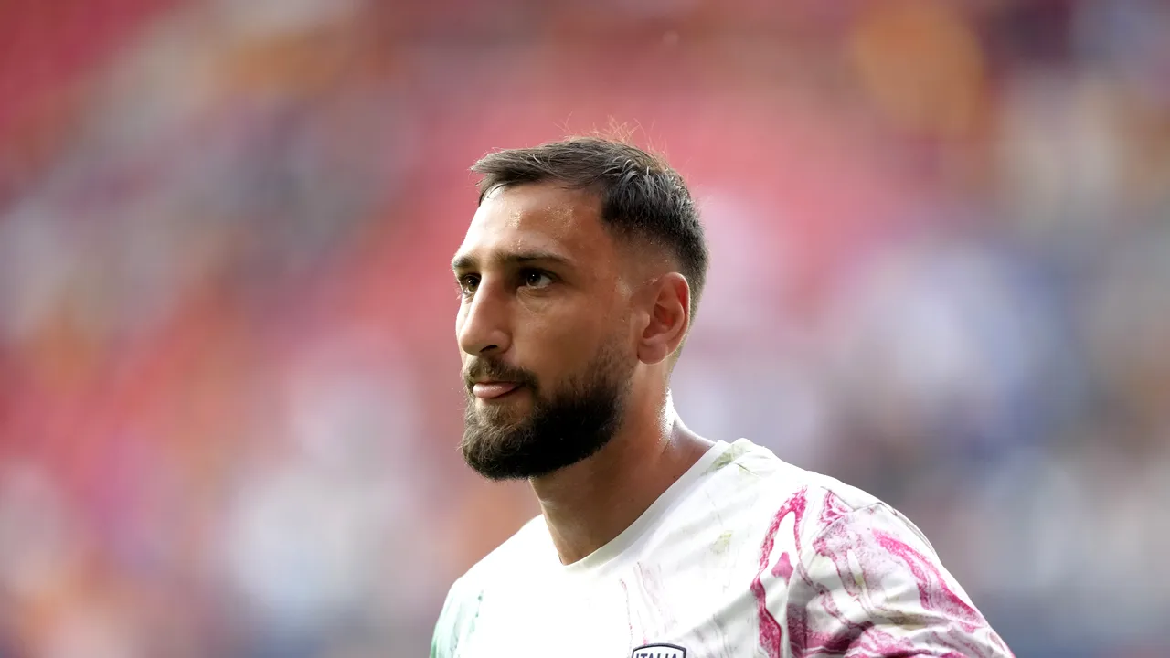 Portarul italian Donnarumma şi partenera sa au fost atacaţi şi jefuiţi în locuinţa lor din Paris